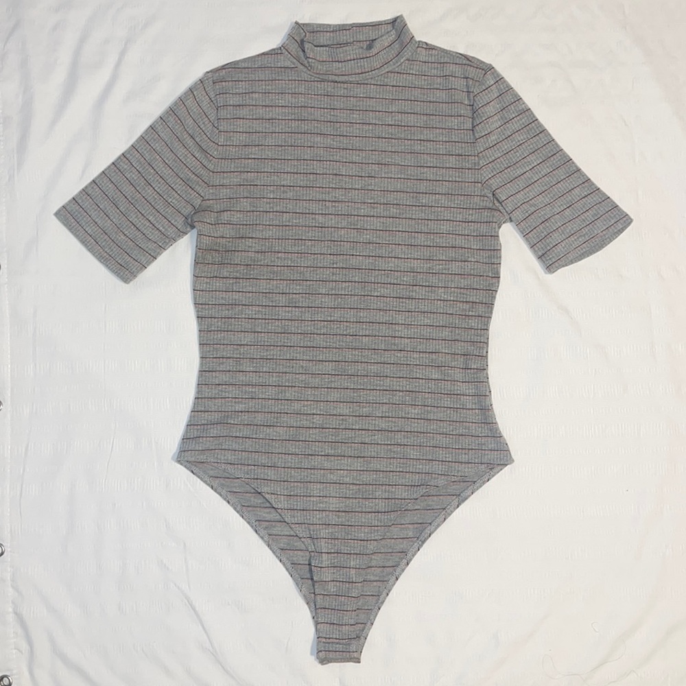 💙 6/$20 Women Forever 21 Bodysuit Size Medium